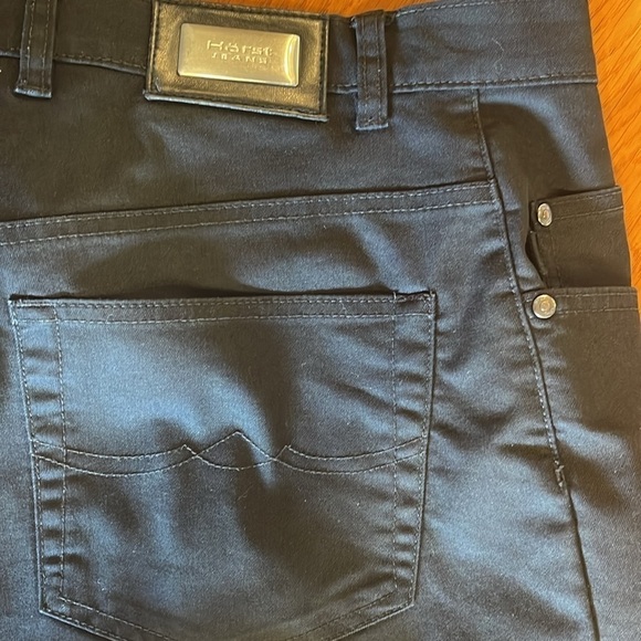 Horst W36 black stretch jeans with logo plate on back short inseam - Picture 10 of 11